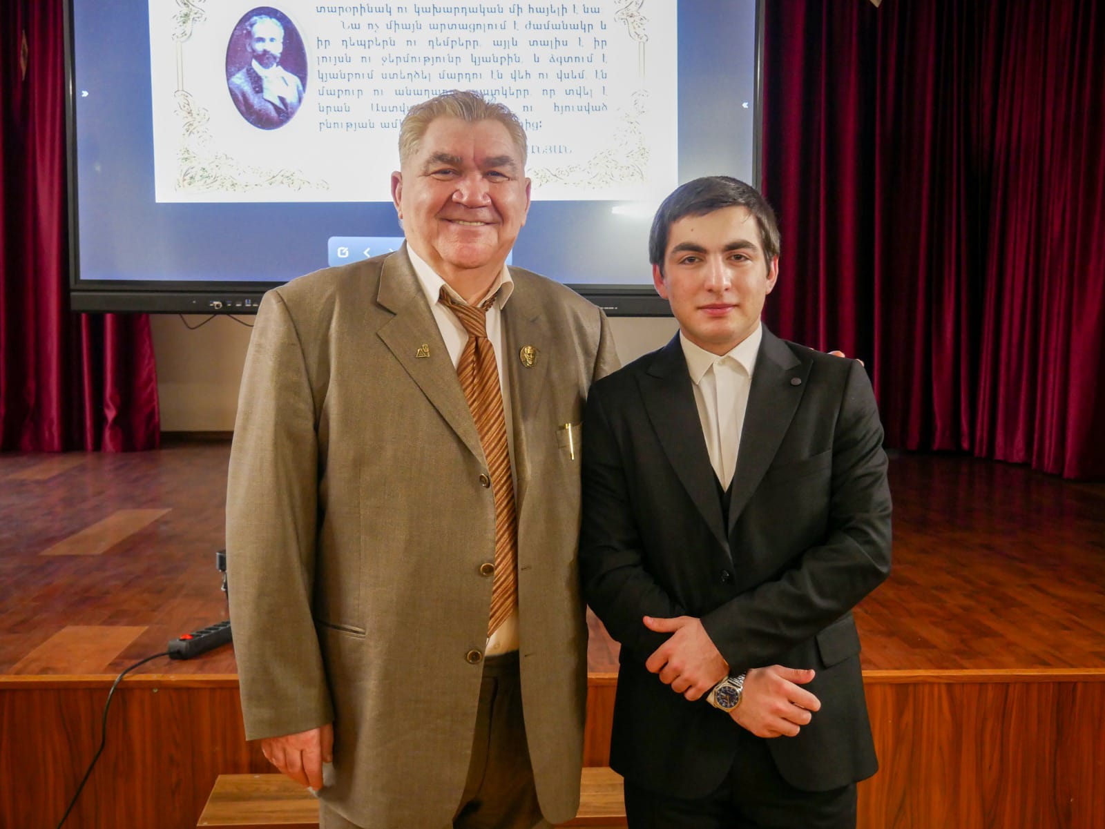 Abgar Apinyan handipumr024